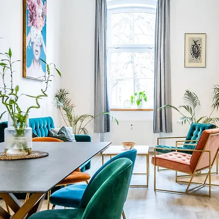 The Loft Apartment *