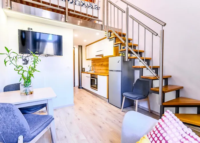 The Loft Apartment *